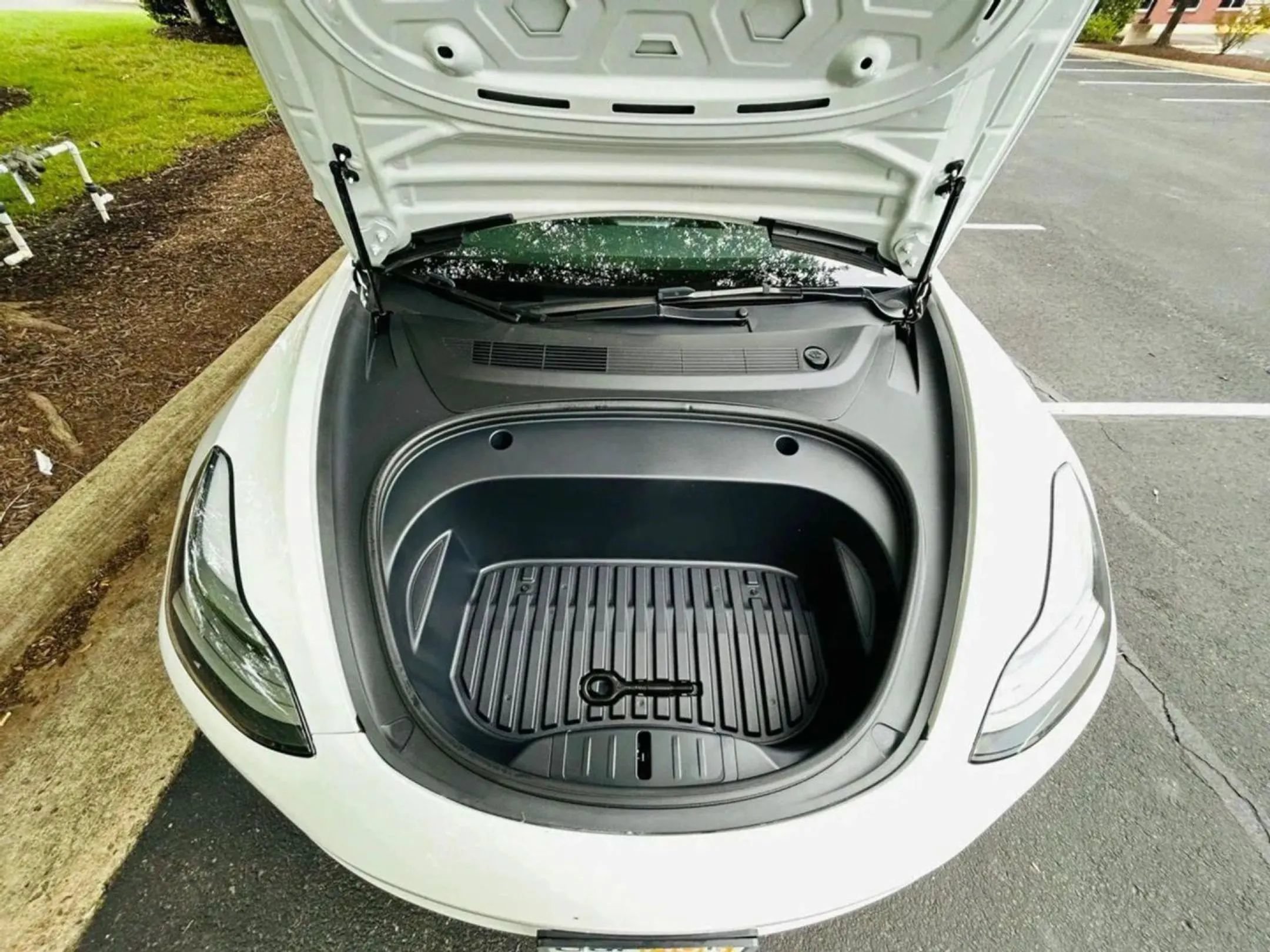 Used 2023 Tesla Model 3 Standard Range RWD image 15