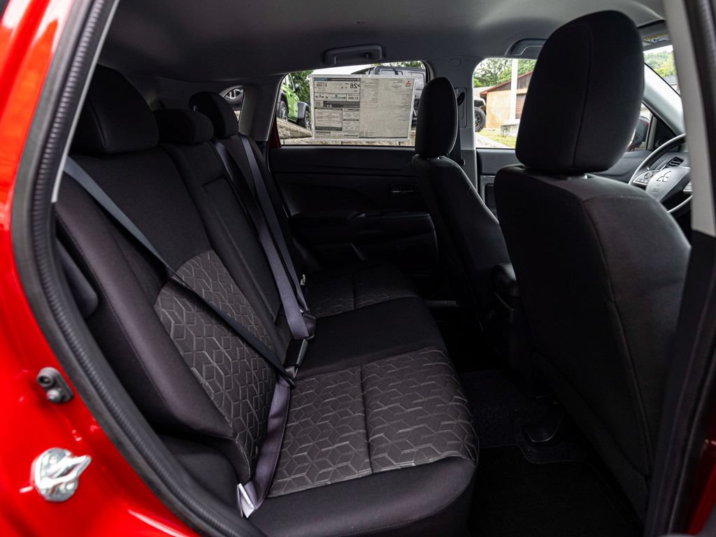 Used 2026 Mitsubishi Outlander Sport ES AWD/4WD image 25