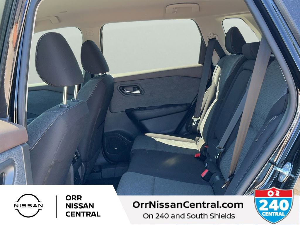 Used 2023 Nissan Rogue SV FWD image 13