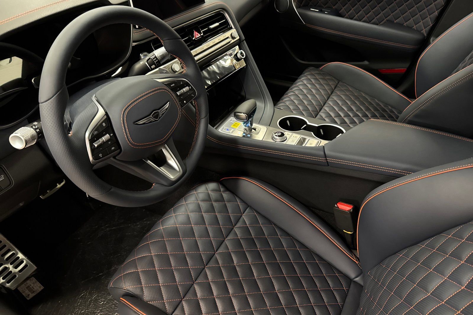 New 2026 Genesis G70 3.3T Prestige RWD image 10