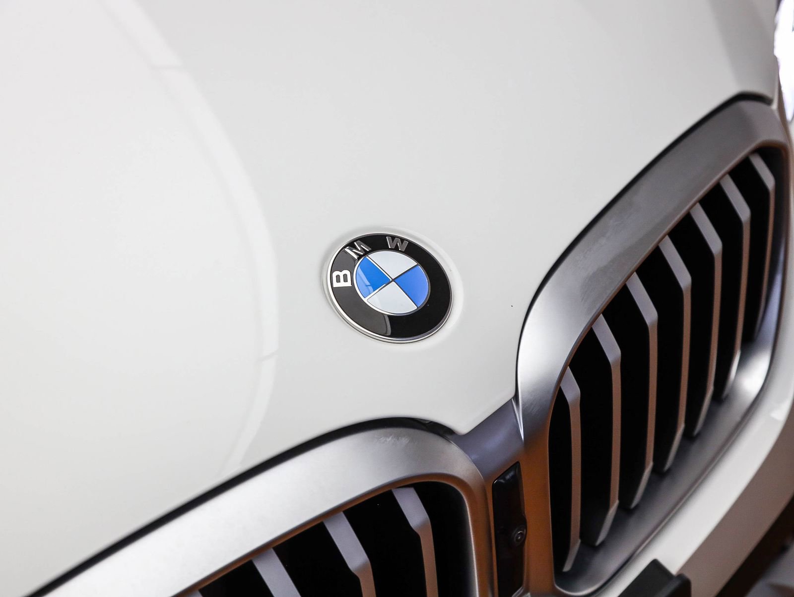 Used 2023 BMW X3 sDrive30i w/ Convenience Package RWD image 9
