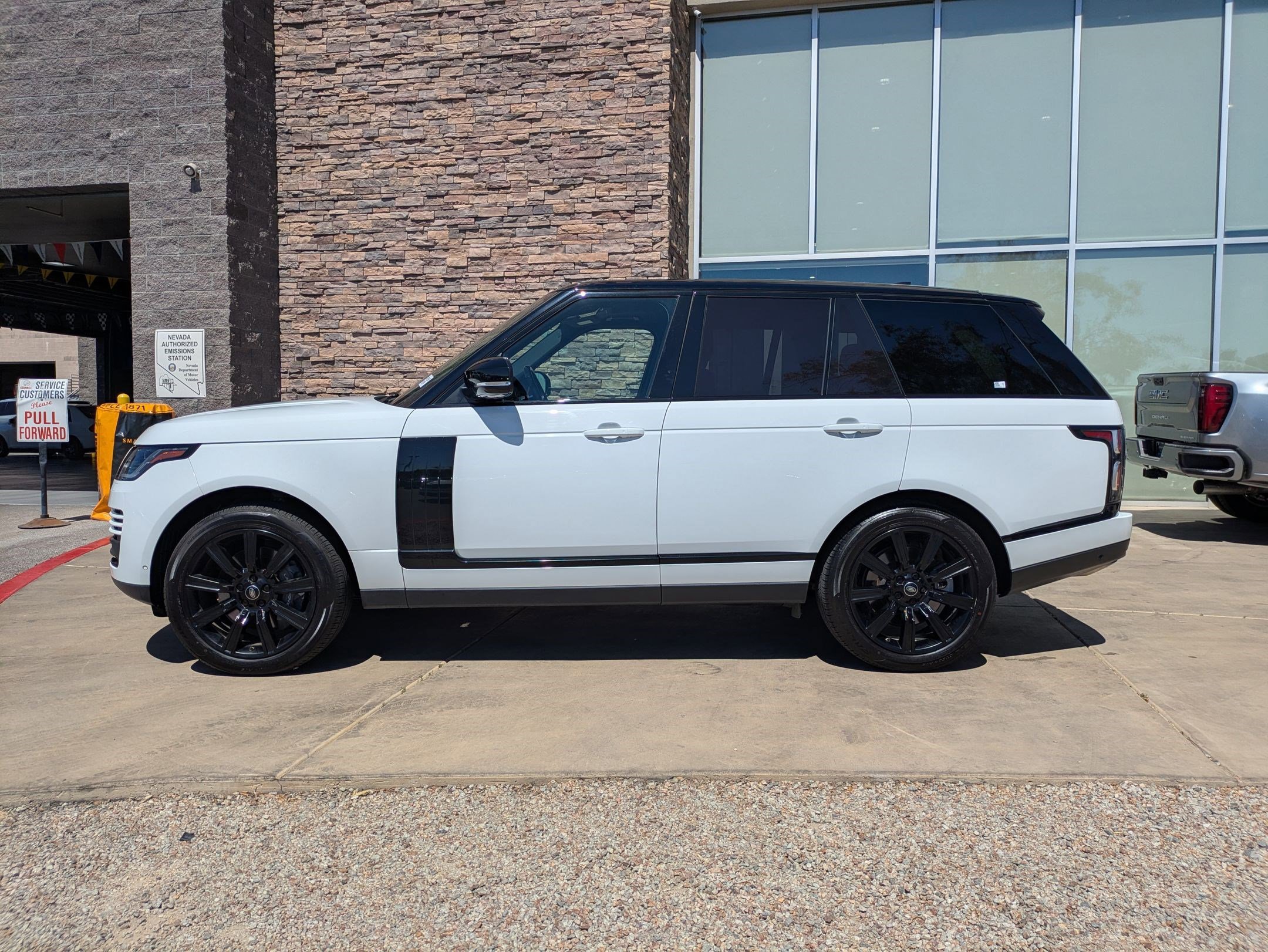 Used 2021 Land Rover Range Rover Westminster Edition AWD/4WD image 2