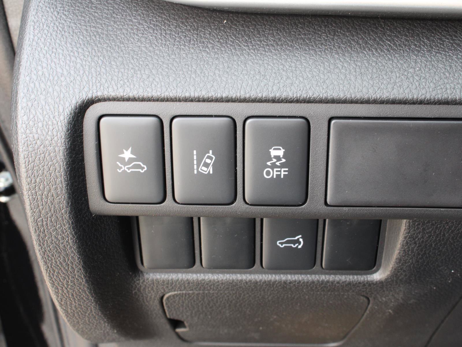 New 2025 Mitsubishi Eclipse Cross SEL image 22