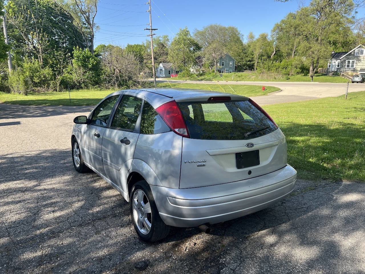 Used 2007 Ford Focus SE FWD image 5