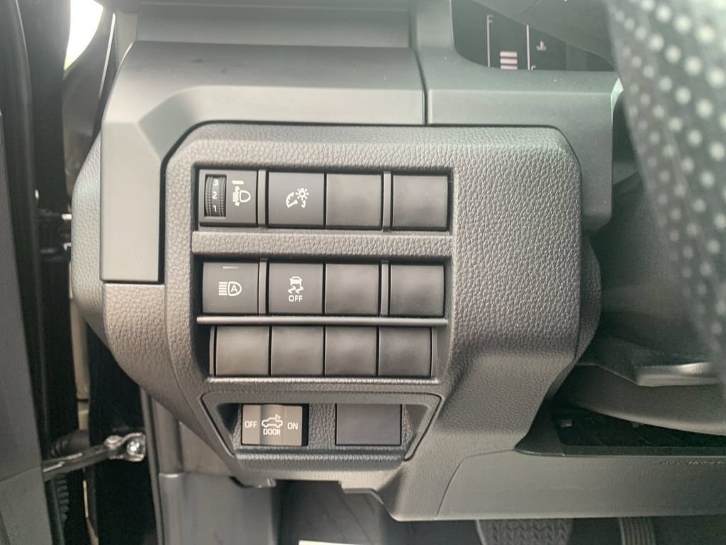 Used 2025 Toyota Tacoma SR w/ SR Upgrade Package RWD image 30