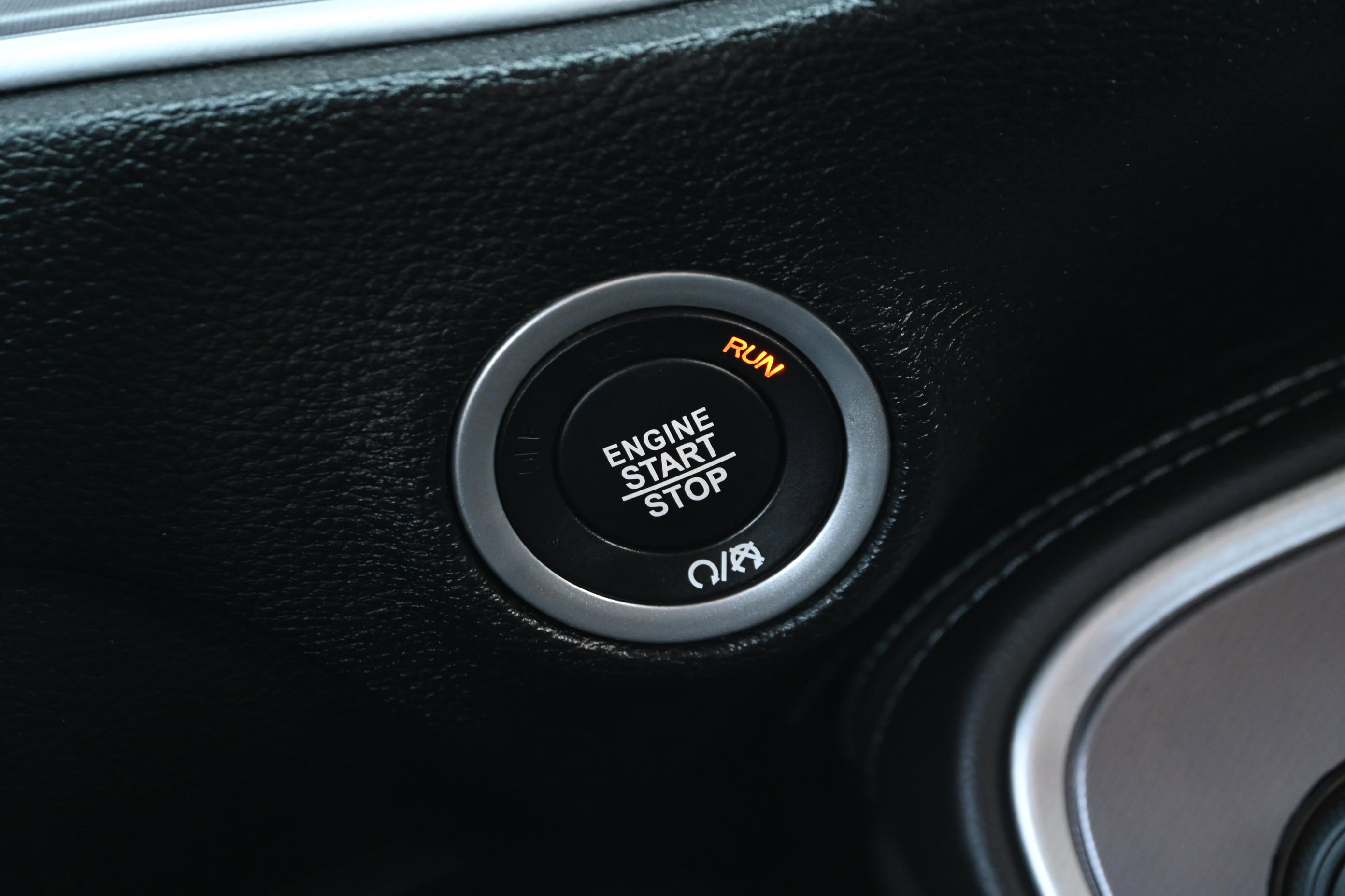 Used 2019 Dodge Challenger R/T Scat Pack w/ Shaker Package image 25