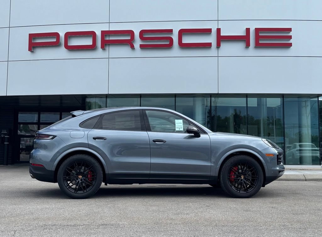 New 2026 Porsche Cayenne S AWD/4WD image 14