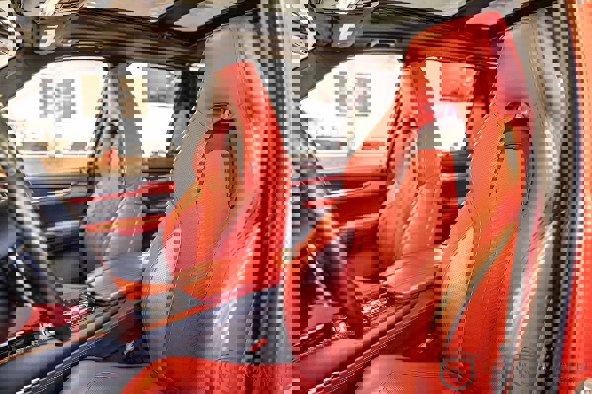 Used 2016 BMW X5 M image 18