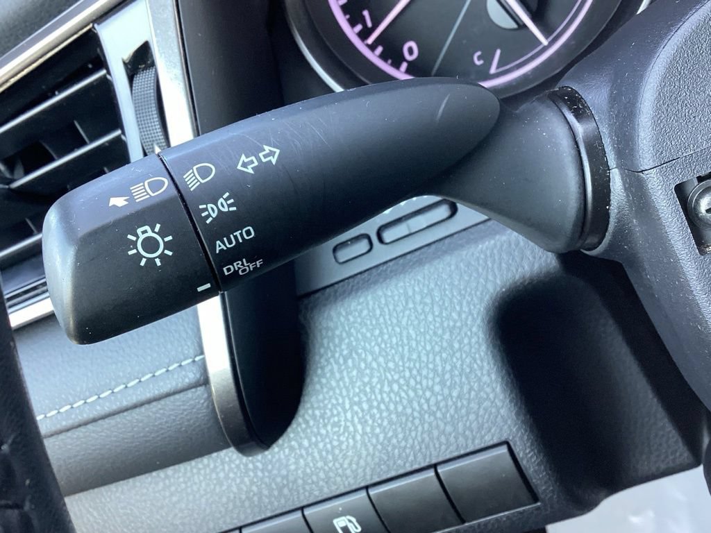 Used 2024 Toyota Camry SE FWD image 20