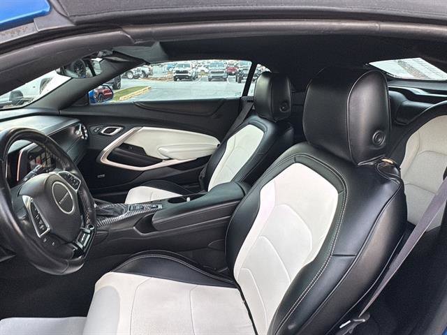 Used 2017 Chevrolet Camaro LT image 14