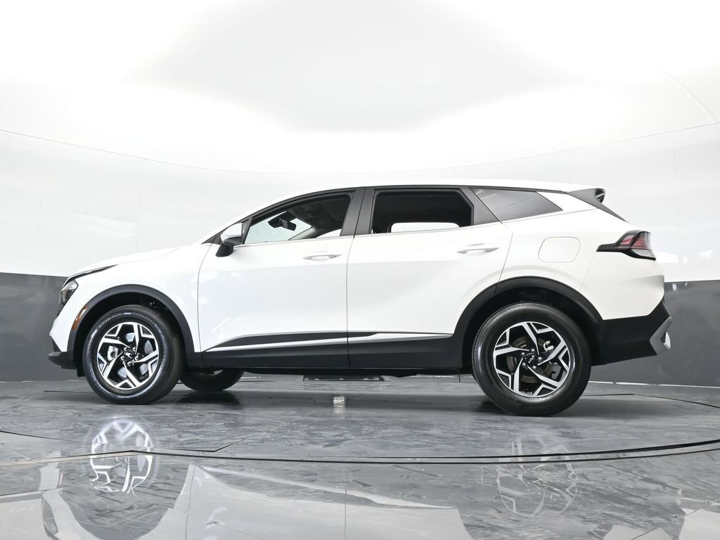 Used 2023 Kia Sportage LX image 55