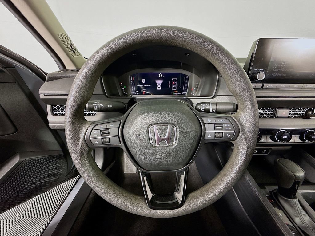 Certified 2025 Honda Accord SE image 15