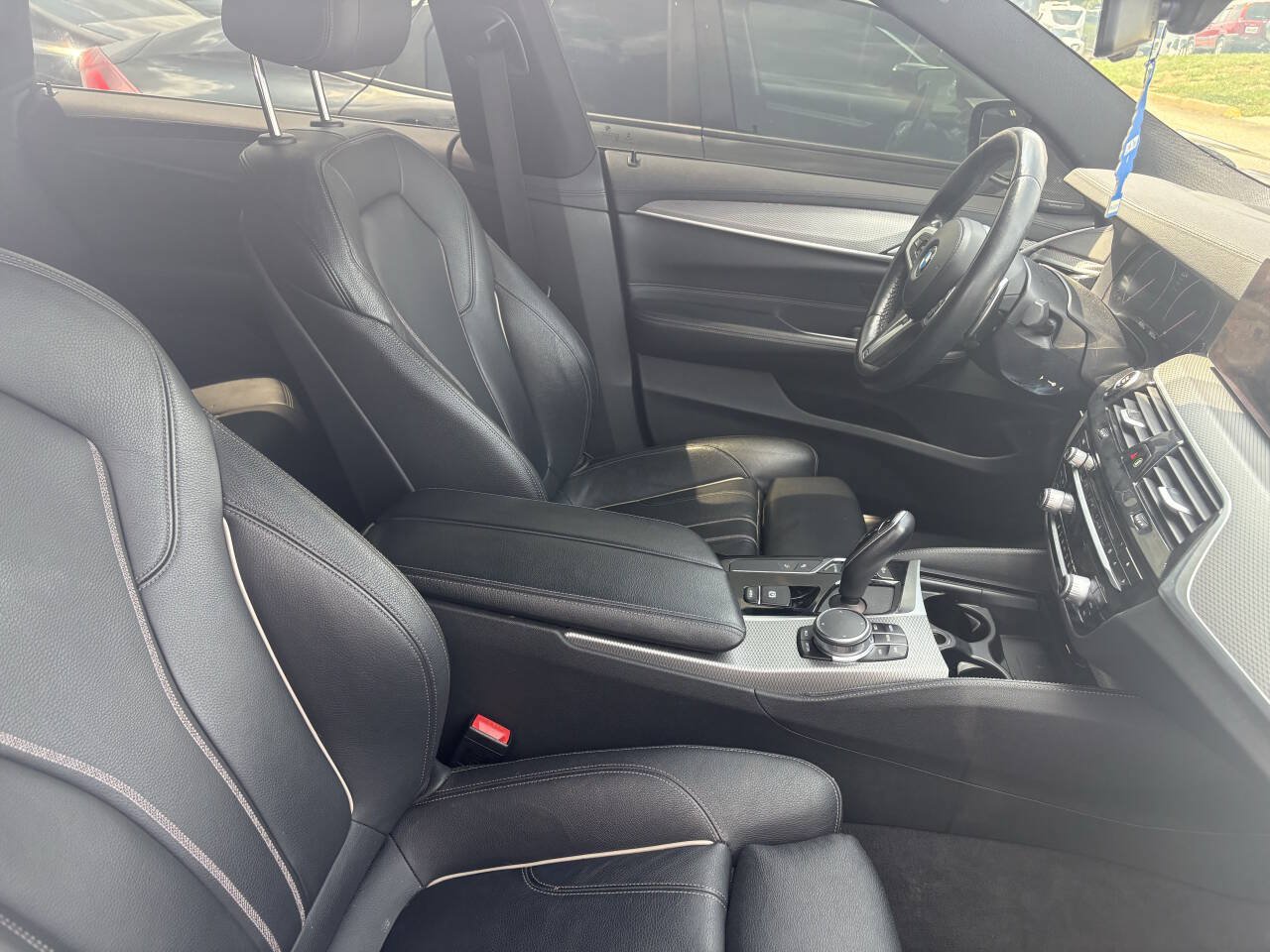 Used 2019 BMW 640i Gran Turismo xDrive w/ M Sport Package AWD/4WD image 15