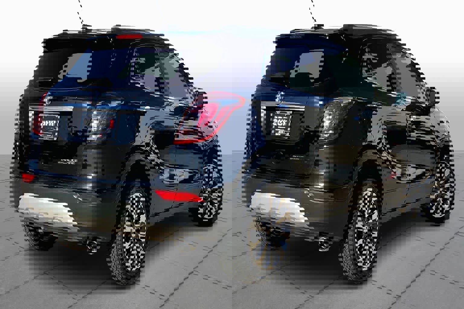 Used 2022 Buick Encore Preferred w/ Safety Package FWD image 13