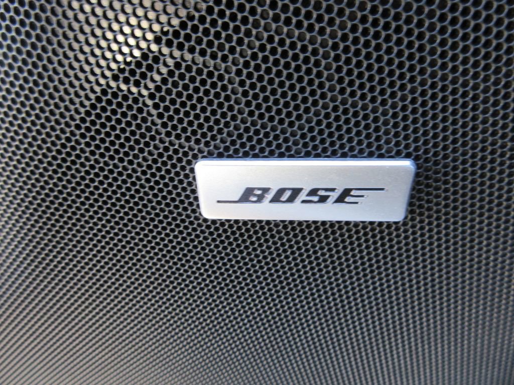 Certified 2023 GMC Yukon SLT w/ SLT Luxury Package image 25