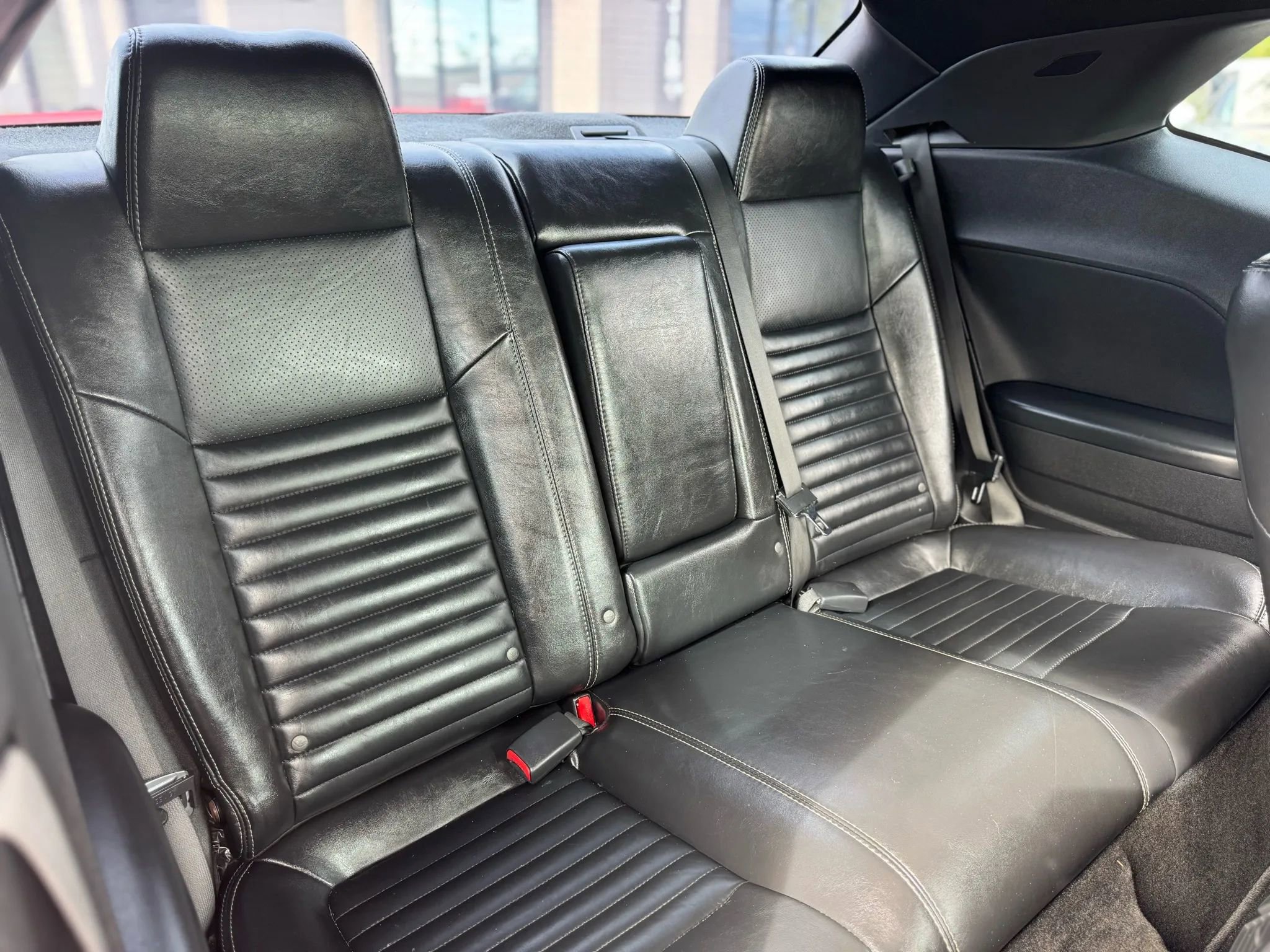 Used 2010 Dodge Challenger R/T image 35