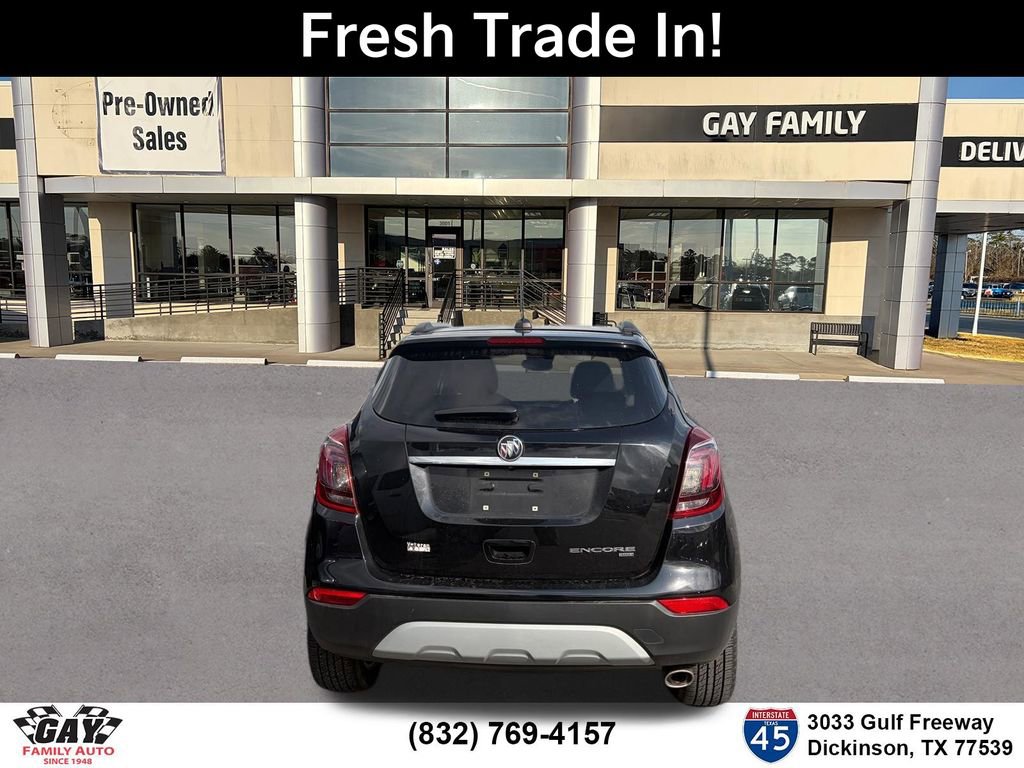 Used 2022 Buick Encore Preferred AWD/4WD image 8