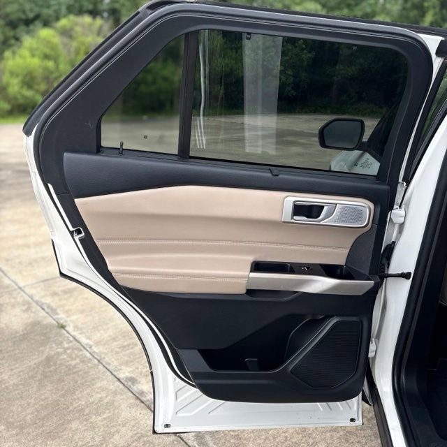 Used 2023 Ford Explorer Limited w/ Limited Technology Package RWD image 26