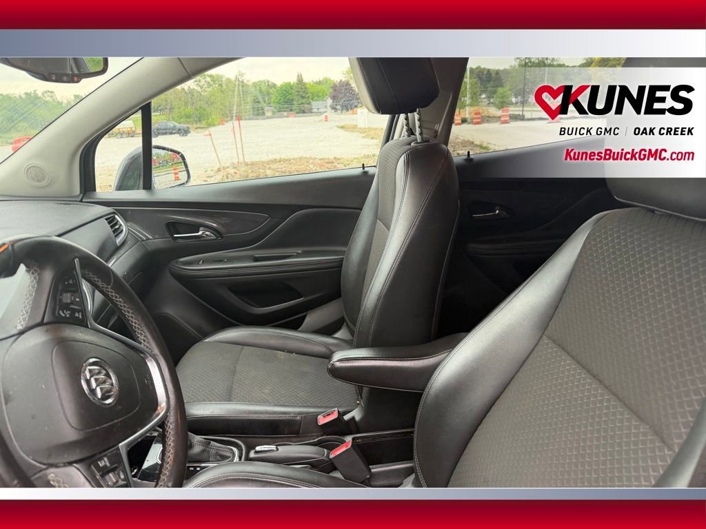 Used 2020 Buick Encore Preferred FWD image 10