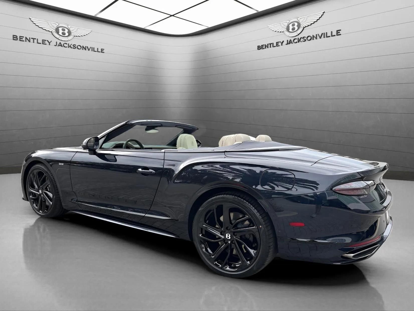 New 2025 Bentley Continental GT Speed image 31