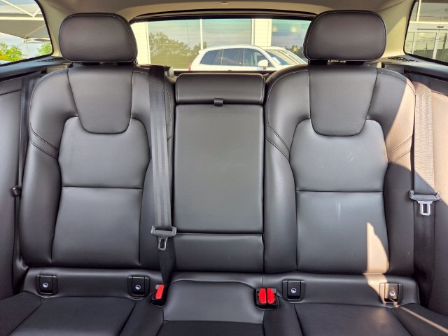 Certified 2024 Volvo XC60 T8 Core AWD/4WD image 12