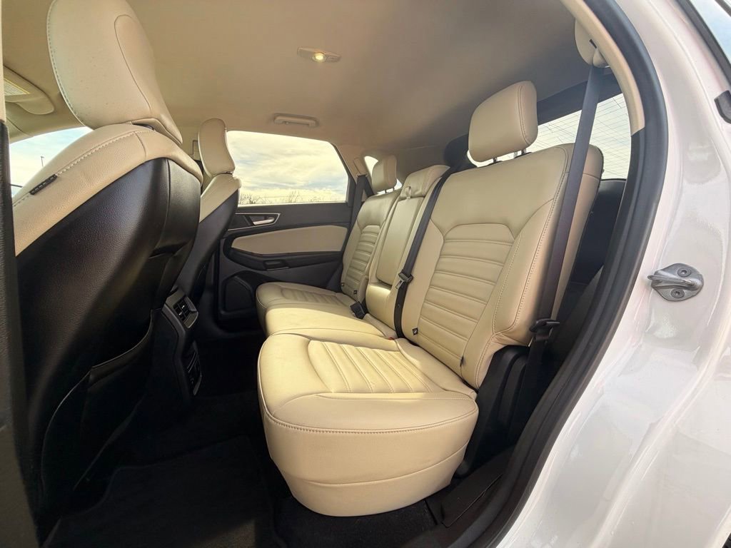 Used 2022 Ford Edge SEL w/ Convenience Package image 12