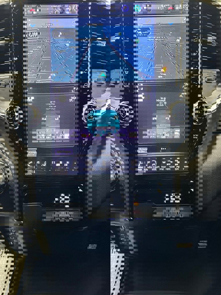 Used 2025 RAM 1500 Laramie image 27