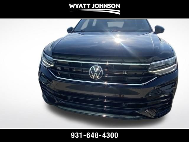 Used 2024 Volkswagen Tiguan SE R-Line