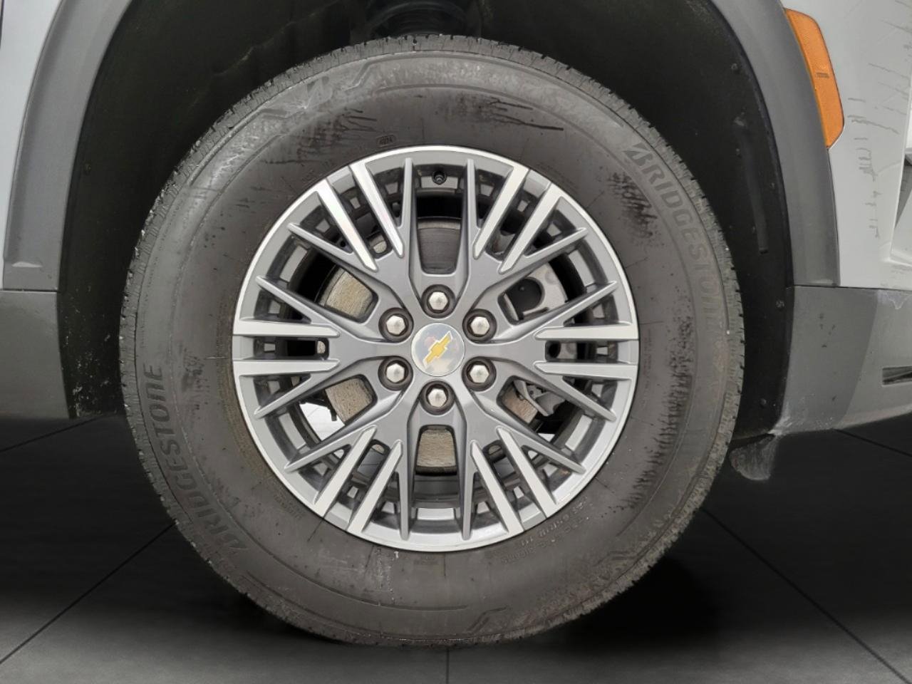 Used 2025 Chevrolet Traverse LT w/ LPO, Floor Liner Package image 4