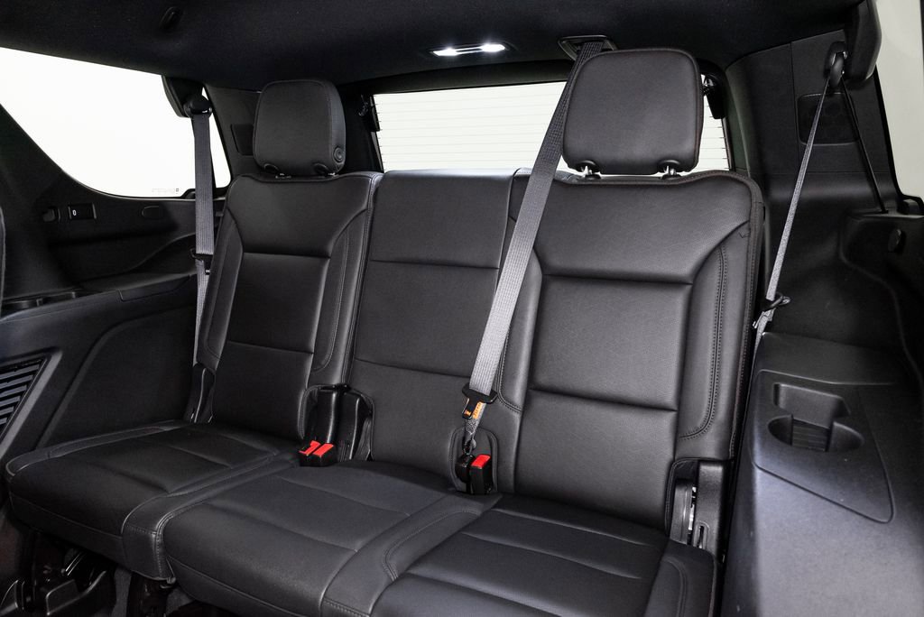 Used 2024 Chevrolet Tahoe High Country AWD/4WD image 26