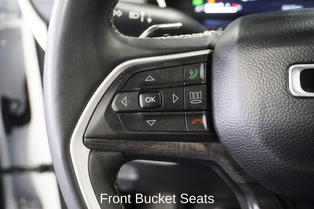 Used 2023 Jeep Grand Cherokee Limited w/ Luxury Tech Group II image 24