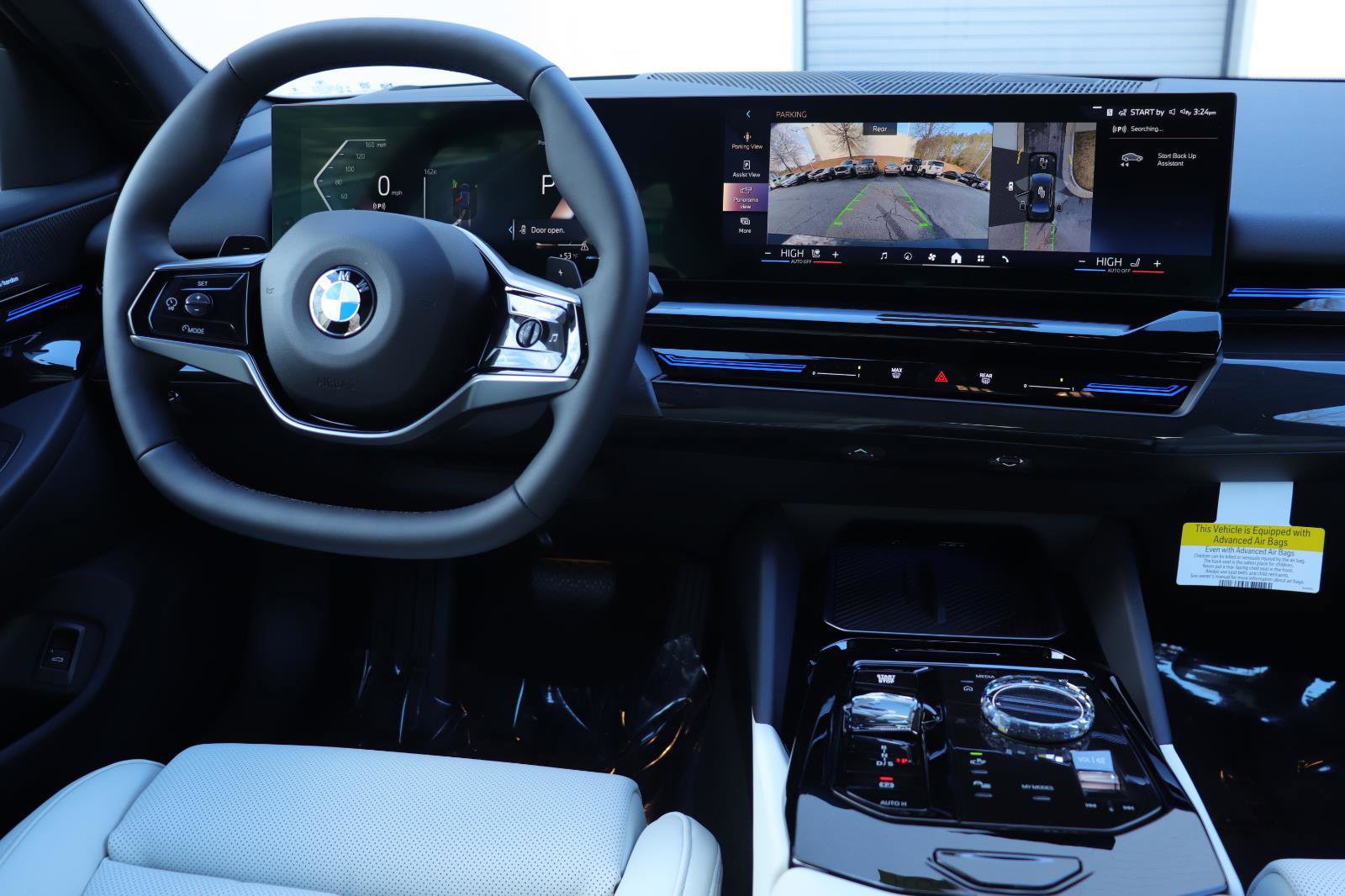 Used 2025 BMW 530i w/ Executive Package image 30