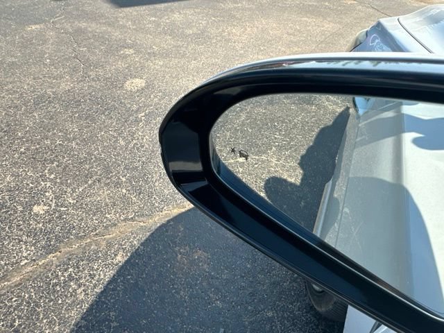 Used 2018 Buick LaCrosse Premium w/ Driver Confidence Package #2 FWD image 4