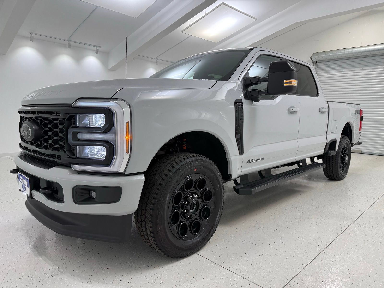 New 2026 Ford F250 Lariat w/ Black Appearance Package AWD/4WD image 3