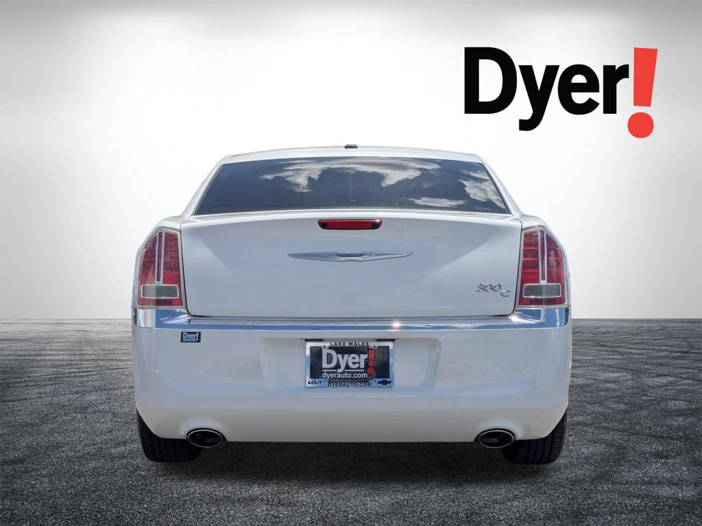 Used 2014 Chrysler 300 C RWD image 7
