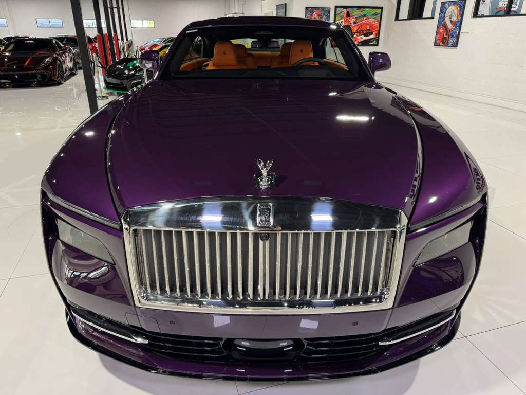 Used 2024 Rolls-Royce Spectre w/ Spectre Launch Package image 2