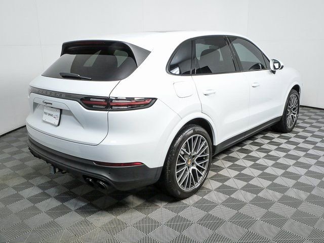 Used 2023 Porsche Cayenne image 29