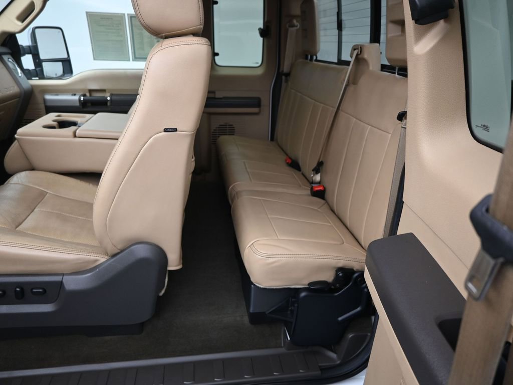 Used 2013 Ford F250 Lariat image 19