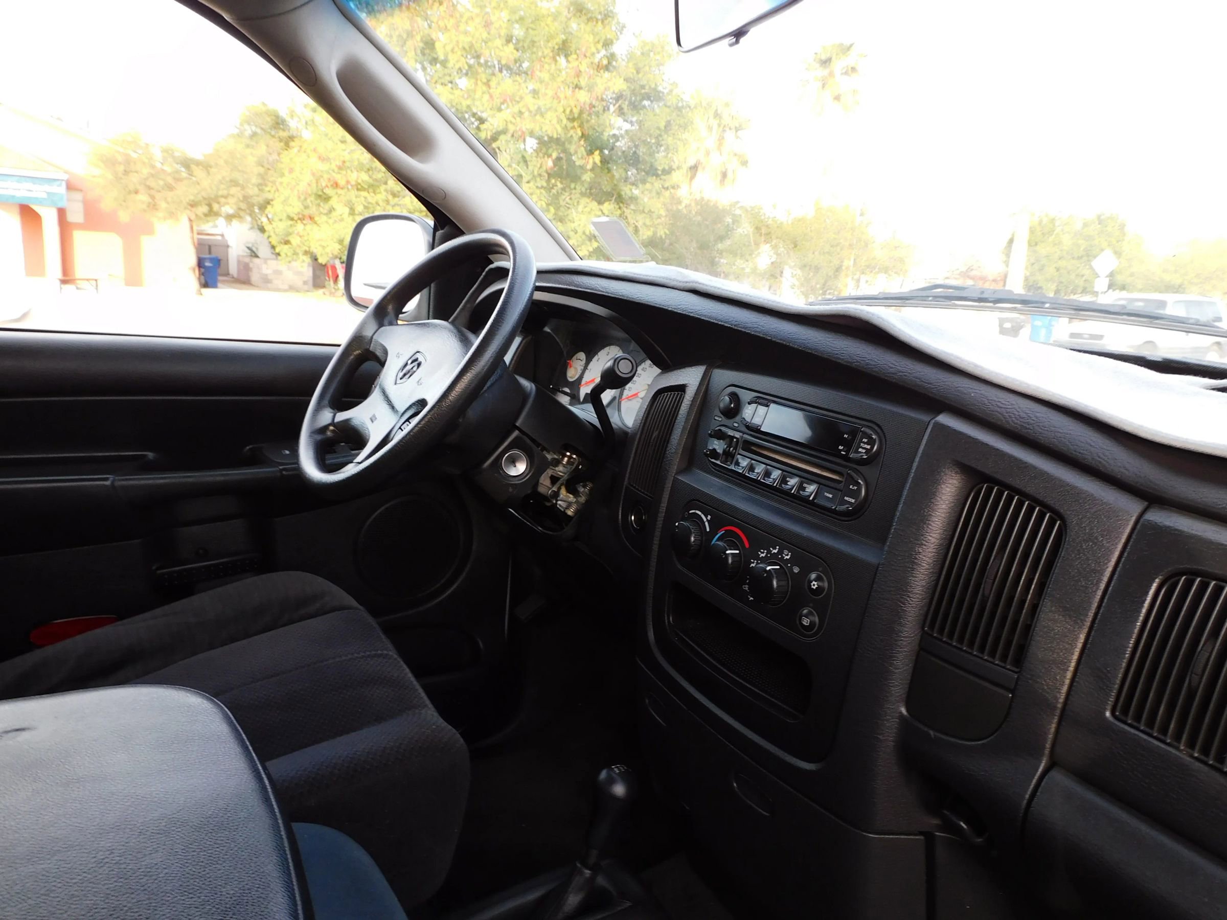 Used 2003 Dodge Ram 1500 Truck ST image 25