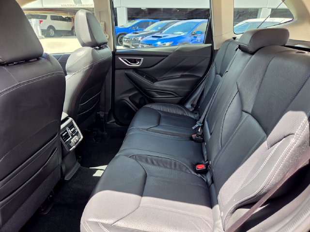 Used 2021 Subaru Forester Limited AWD/4WD image 23