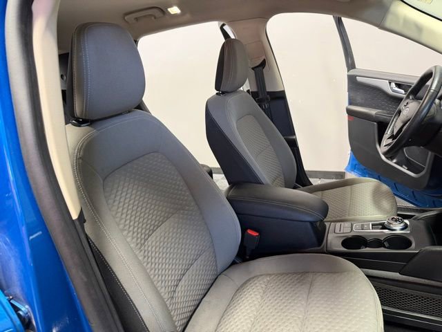 Used 2020 Ford Escape SE Sport image 23