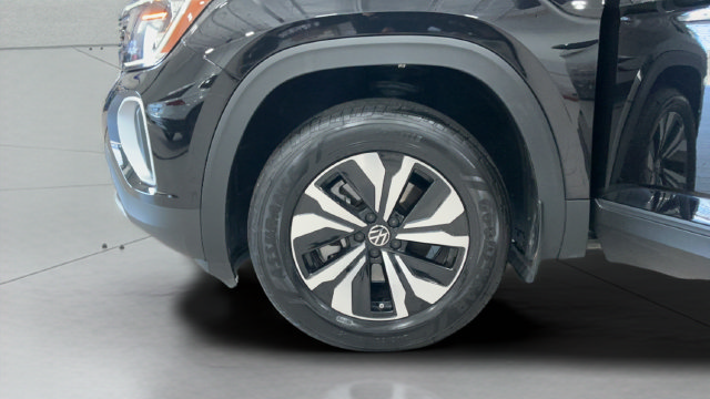 Certified 2025 Volkswagen Atlas SE AWD/4WD image 23