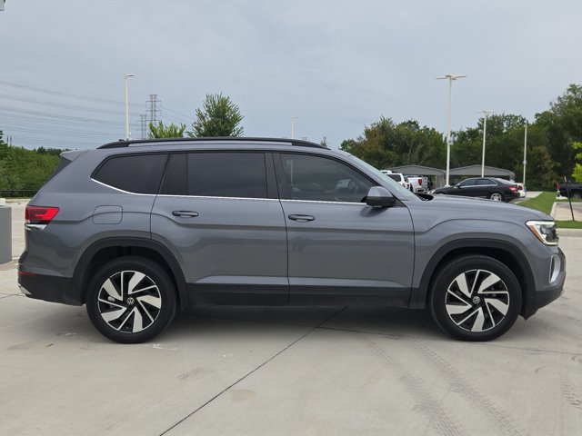 Used 2024 Volkswagen Atlas SE FWD image 4