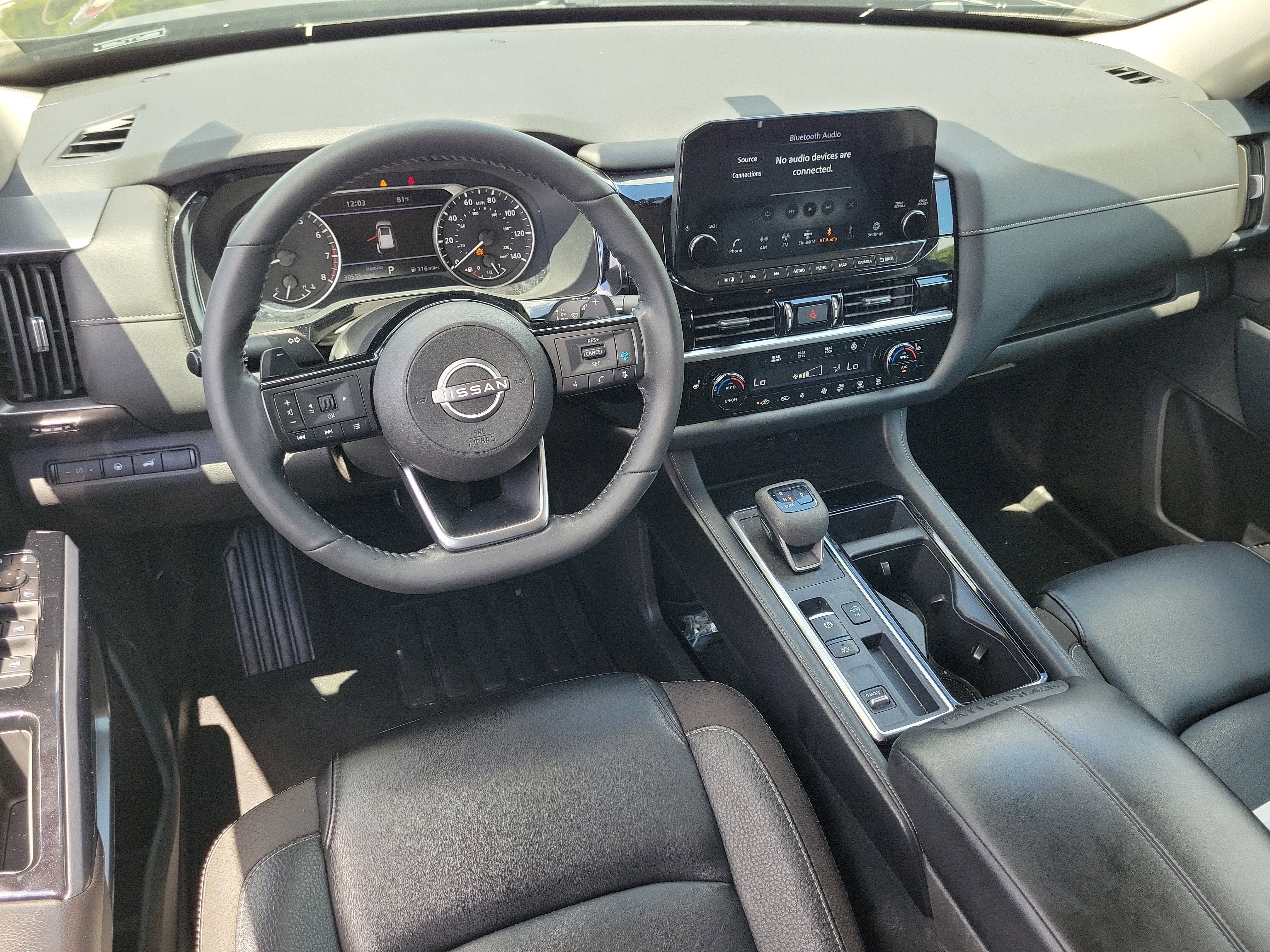 Certified 2024 Nissan Pathfinder SL FWD image 17