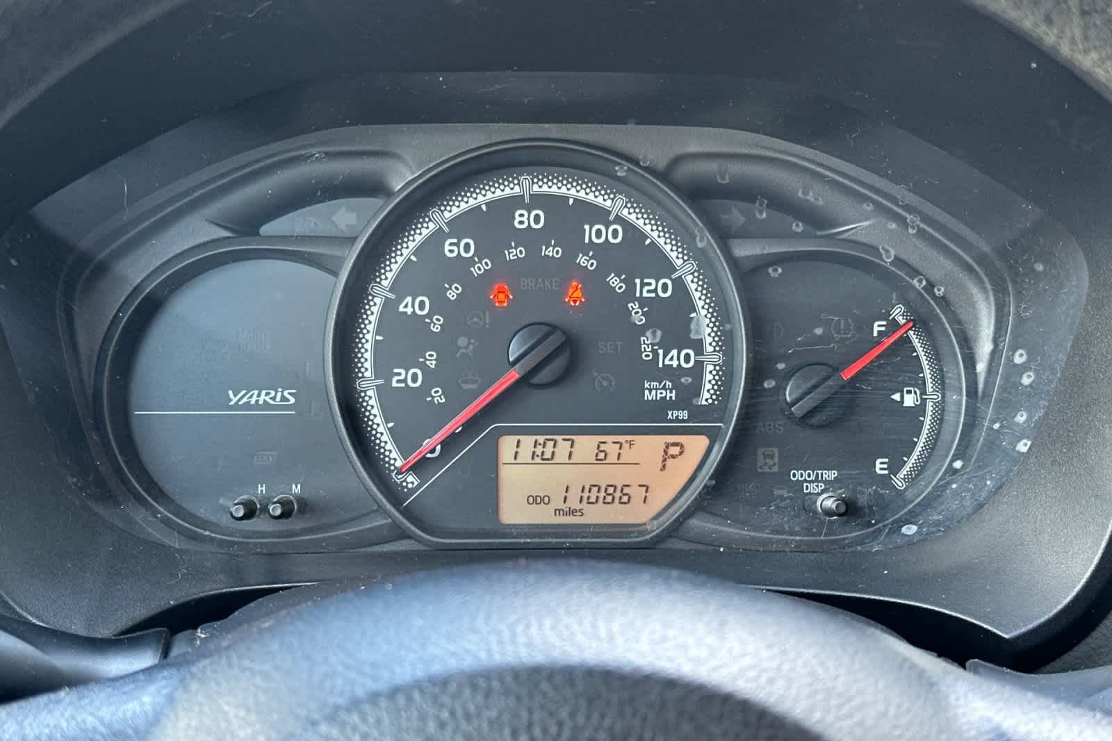 Used 2015 Toyota Yaris L image 22