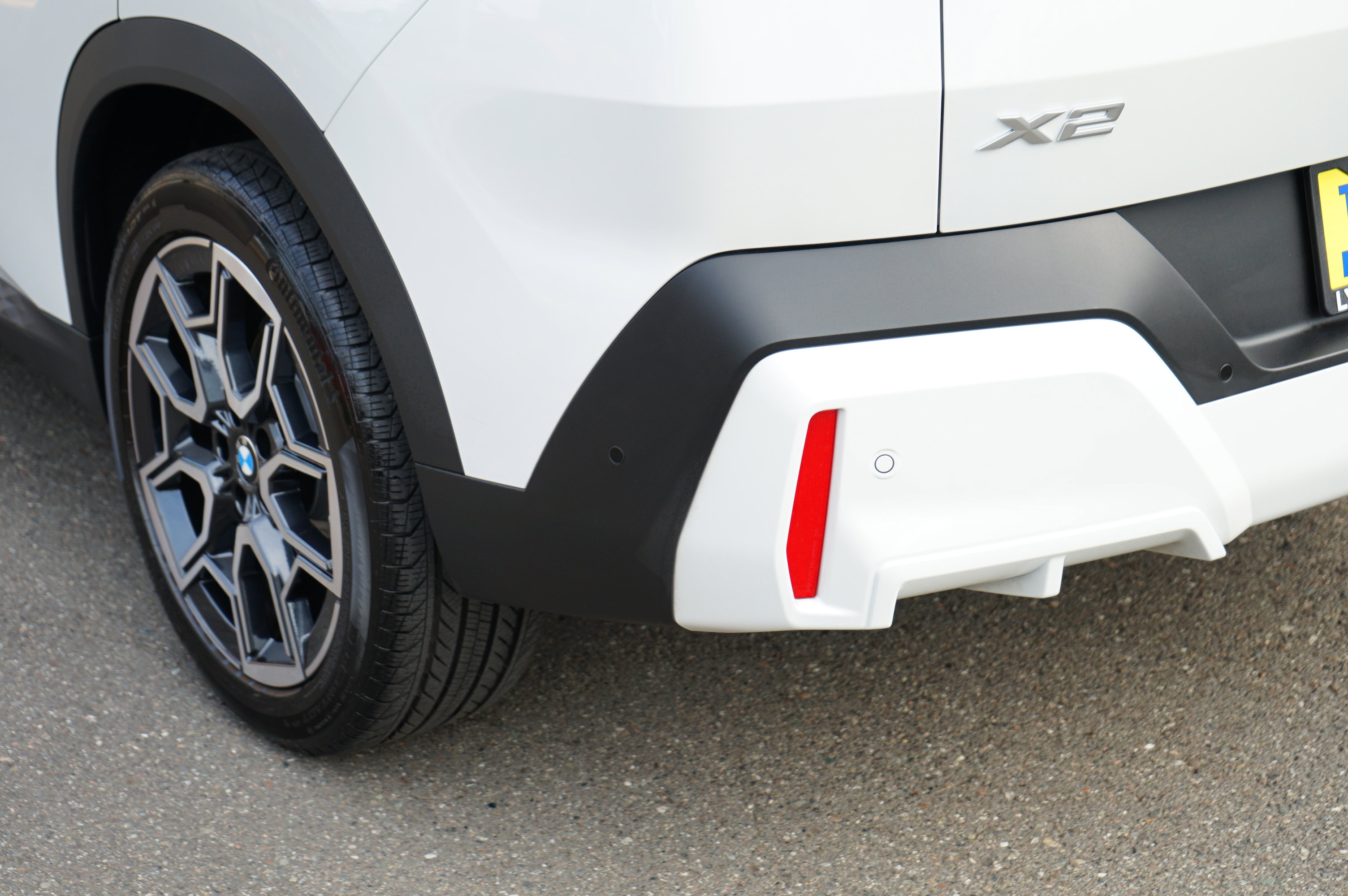 Used 2025 BMW X2 xDrive28i w/ Convenience Package image 8