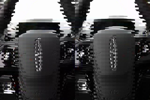 New 2026 Lincoln Aviator Reserve image 38