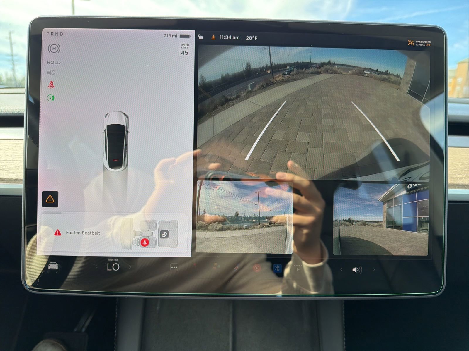 Used 2021 Tesla Model Y Standard Range image 14