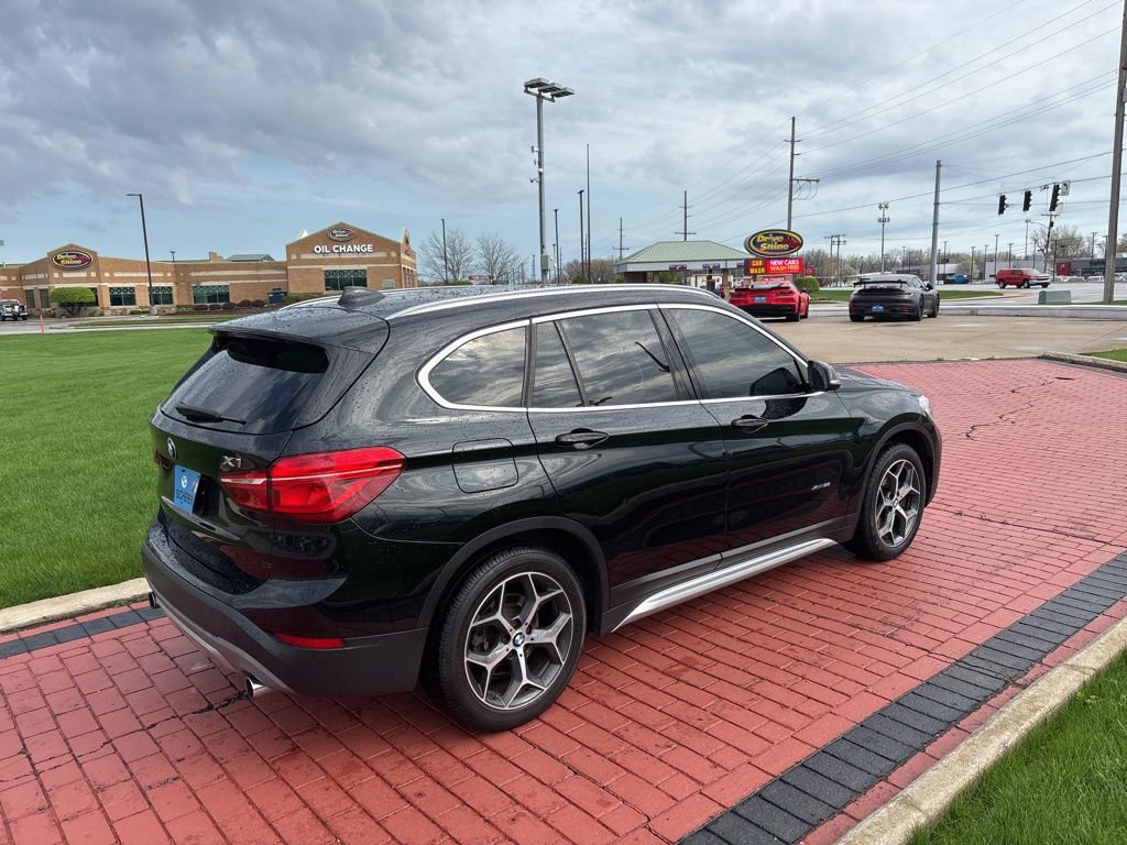 Used 2018 BMW X1 xDrive28i AWD/4WD image 3