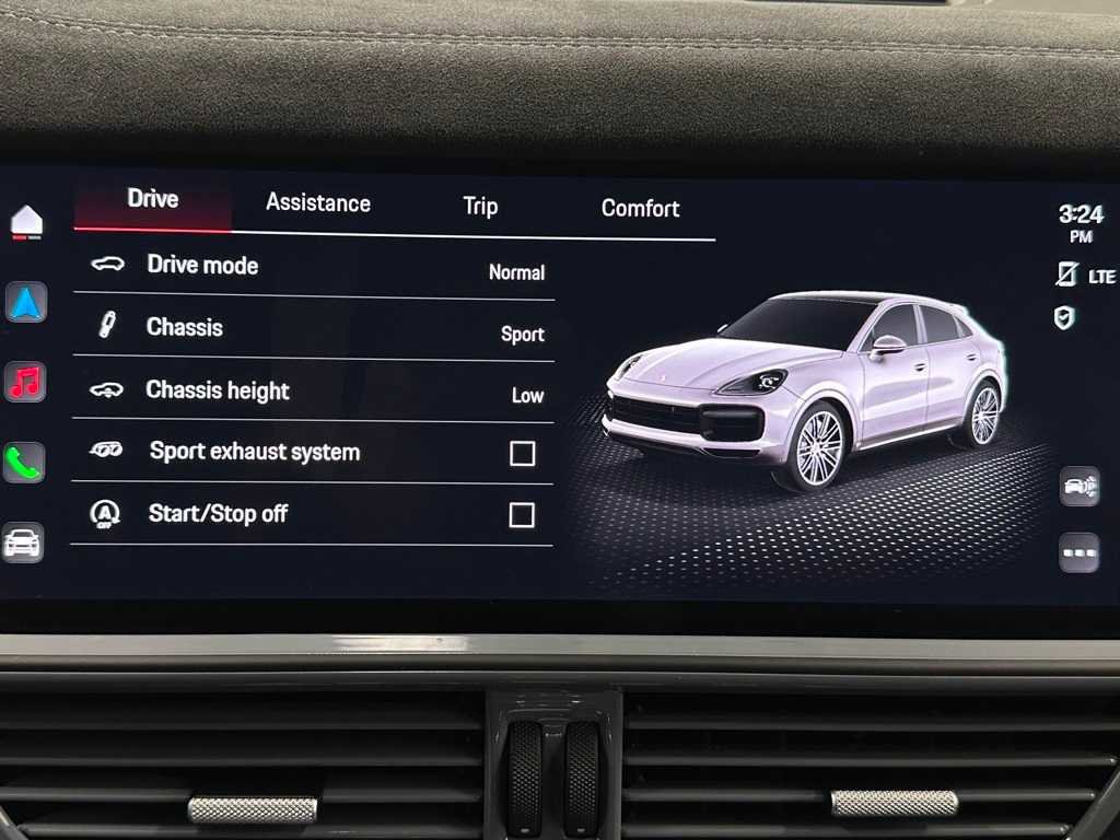 Used 2022 Porsche Cayenne Turbo GT image 35